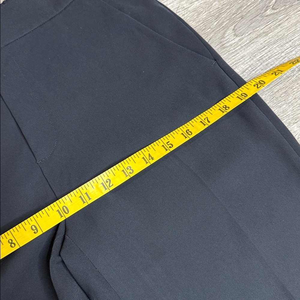Vince. Women’s Black High Waisted Straight Leg Pull On Pants Sz Small - Picture 9 of 11